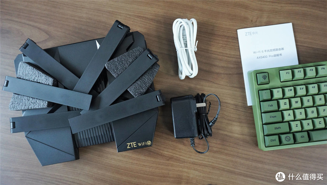 性价比天花板！中兴AX5400Pro双频千兆路由评测：真千兆网口良心