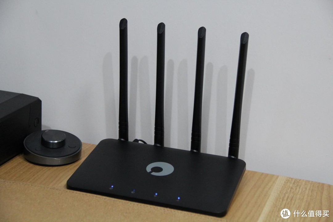 要4G,更要智能组网,蒲公英X4C路由器拆箱小测