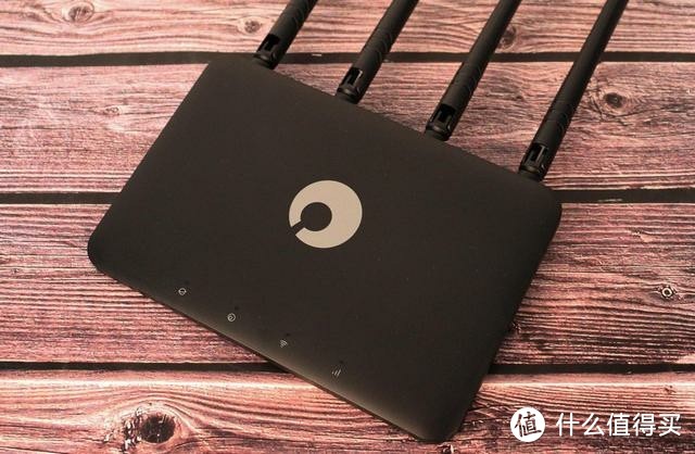 蒲公英X4C 4G路由器，堪比随身WiFi