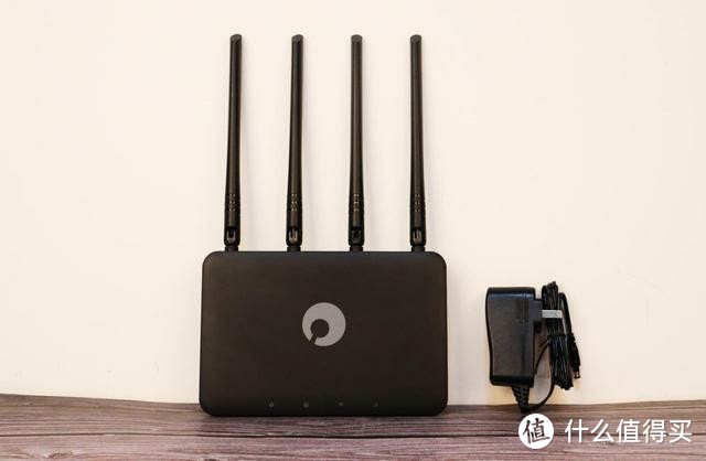 蒲公英X4C 4G路由器，堪比随身WiFi