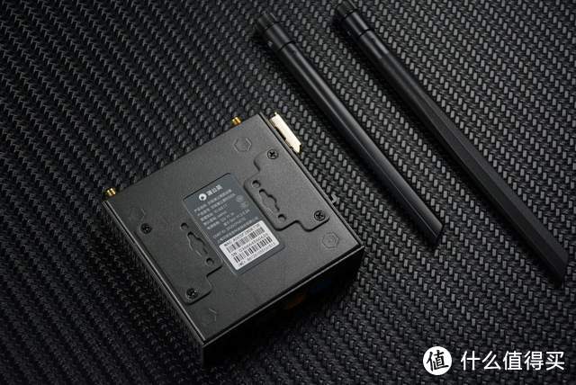 国产新型工业级路由器，干掉3个“老毛病”，蒲公英R300A评测