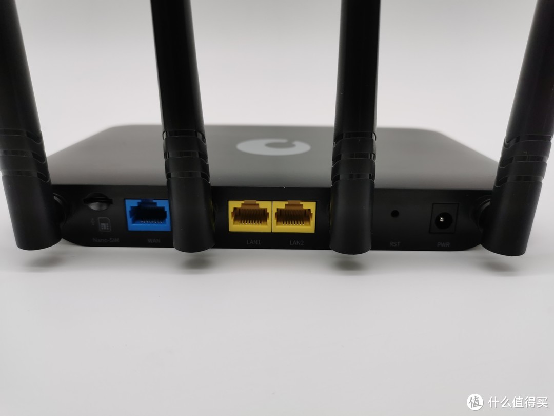 手机、电视盒子也能异地组网访问NAS啦：蒲公英路由器X5、X4C使用体验！