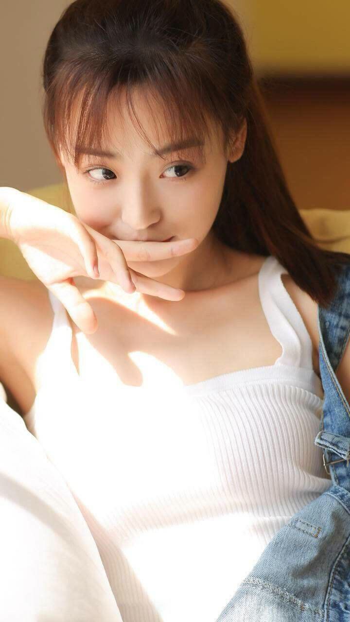 已经桥接好了两台无线路由器怎么设置路由器2的密码？