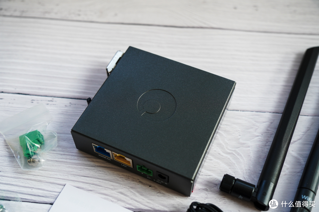 轻松异地组网 蒲公英 4G 工业路由器 R300A 快速上手