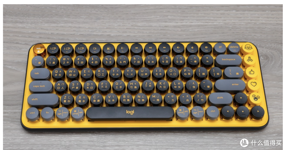 罗技 POP 系列键盘鼠标体验评测：内置 EMOJI 快捷键，直接点赞就是比人快