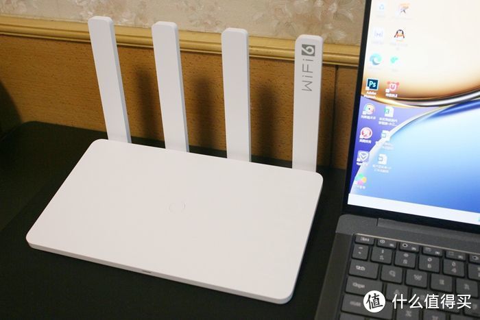 荣耀路由4体验：极速Wi-Fi 6，畅快看8K！