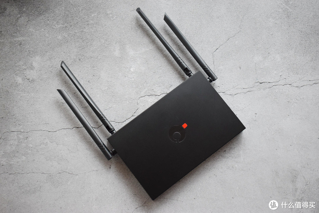 保障网络信号全屋覆盖，轻松搭建个人私有云，蒲公英X5路由评测