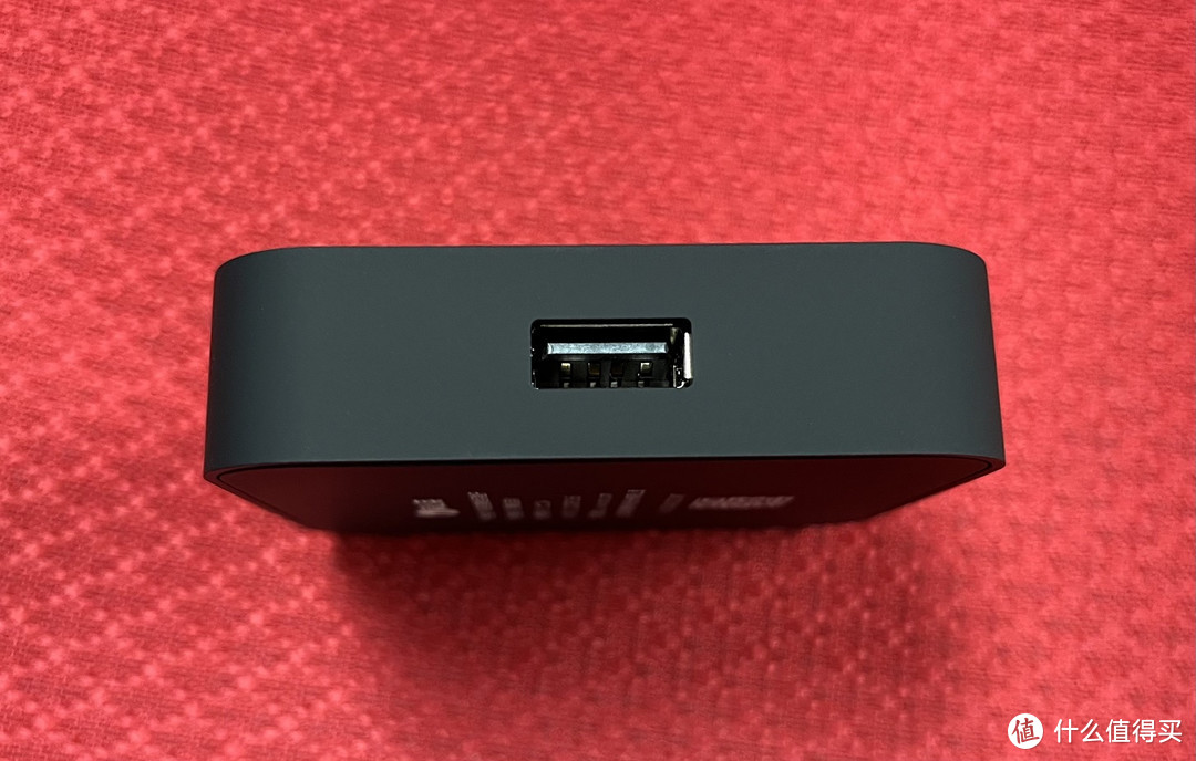 可以充当无线路由器，又可以充当文件共享的简易NAS：蒲公英X1开箱和使用体验