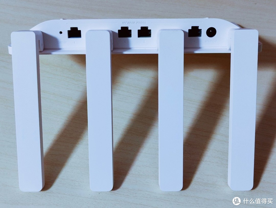 荣耀路由4使用报告：一样的外观不一样的体验，小改变大提升