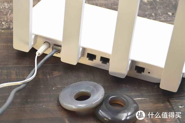 流畅看8K电影，全方位WIFI 6覆盖-荣耀路由4评测