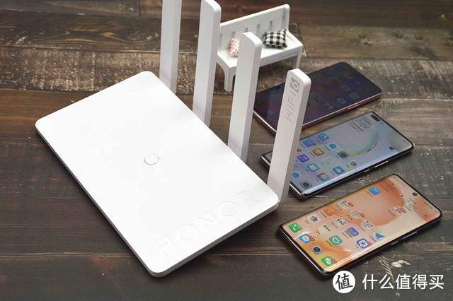 流畅看8K电影，全方位WIFI 6覆盖-荣耀路由4评测