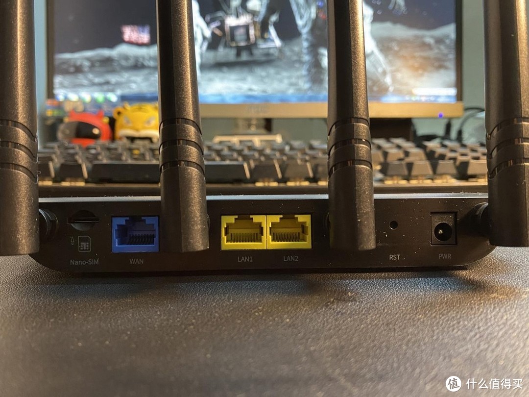 蒲公英X4C体验：能插4G卡的路由器，才能“上网自由”