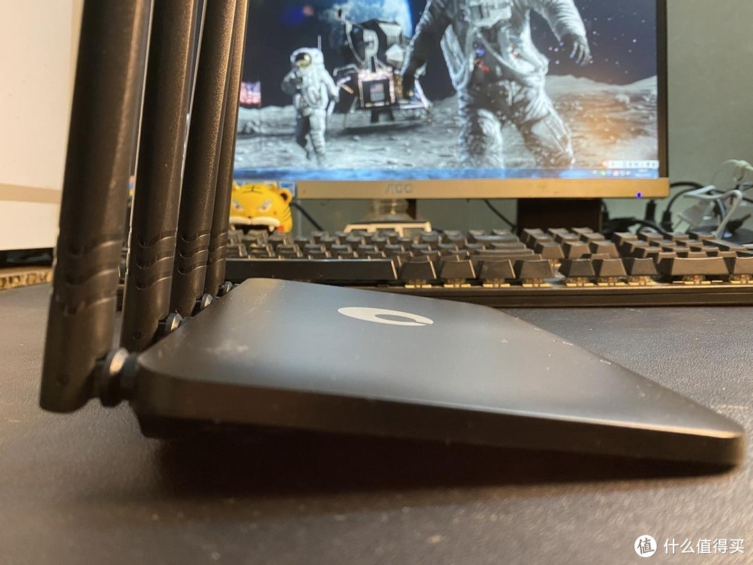 蒲公英X4C体验：能插4G卡的路由器，才能“上网自由”