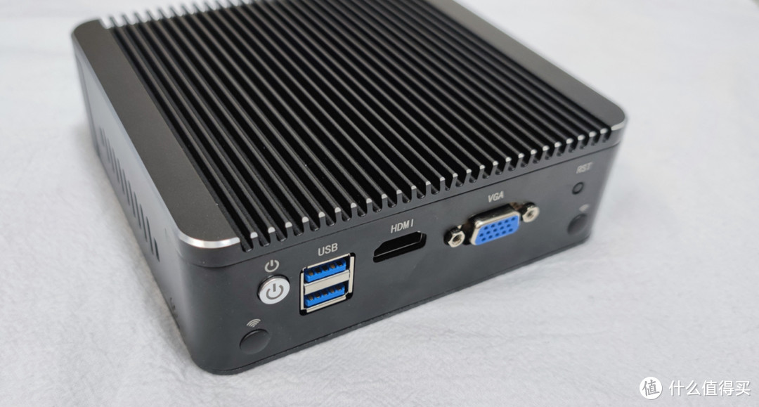 网红 J4125 小主机 2.5G 软路由开箱晒单初体验