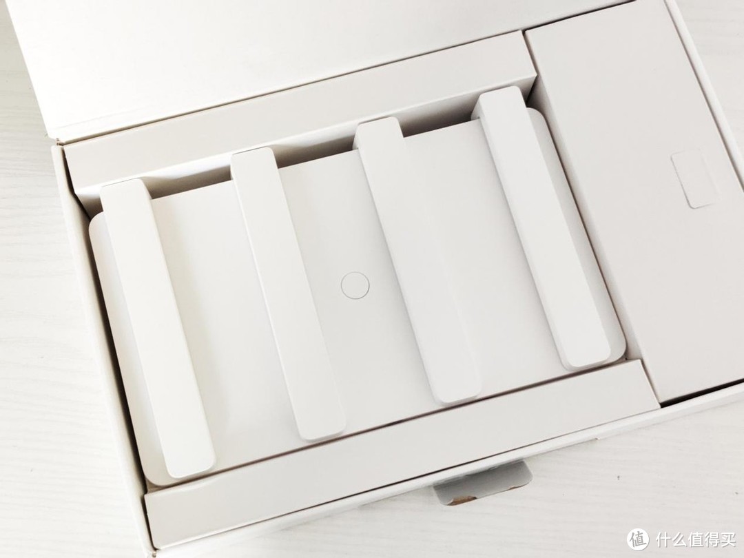 荣耀路由4测评：你意想不到的快