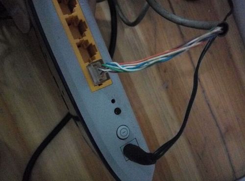 tp-link路由器连接网线上网教程(租房必备)