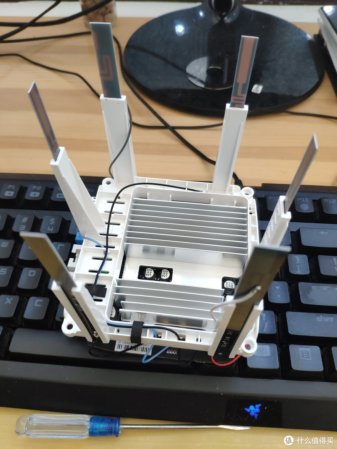 京东云拆开，内部的样子