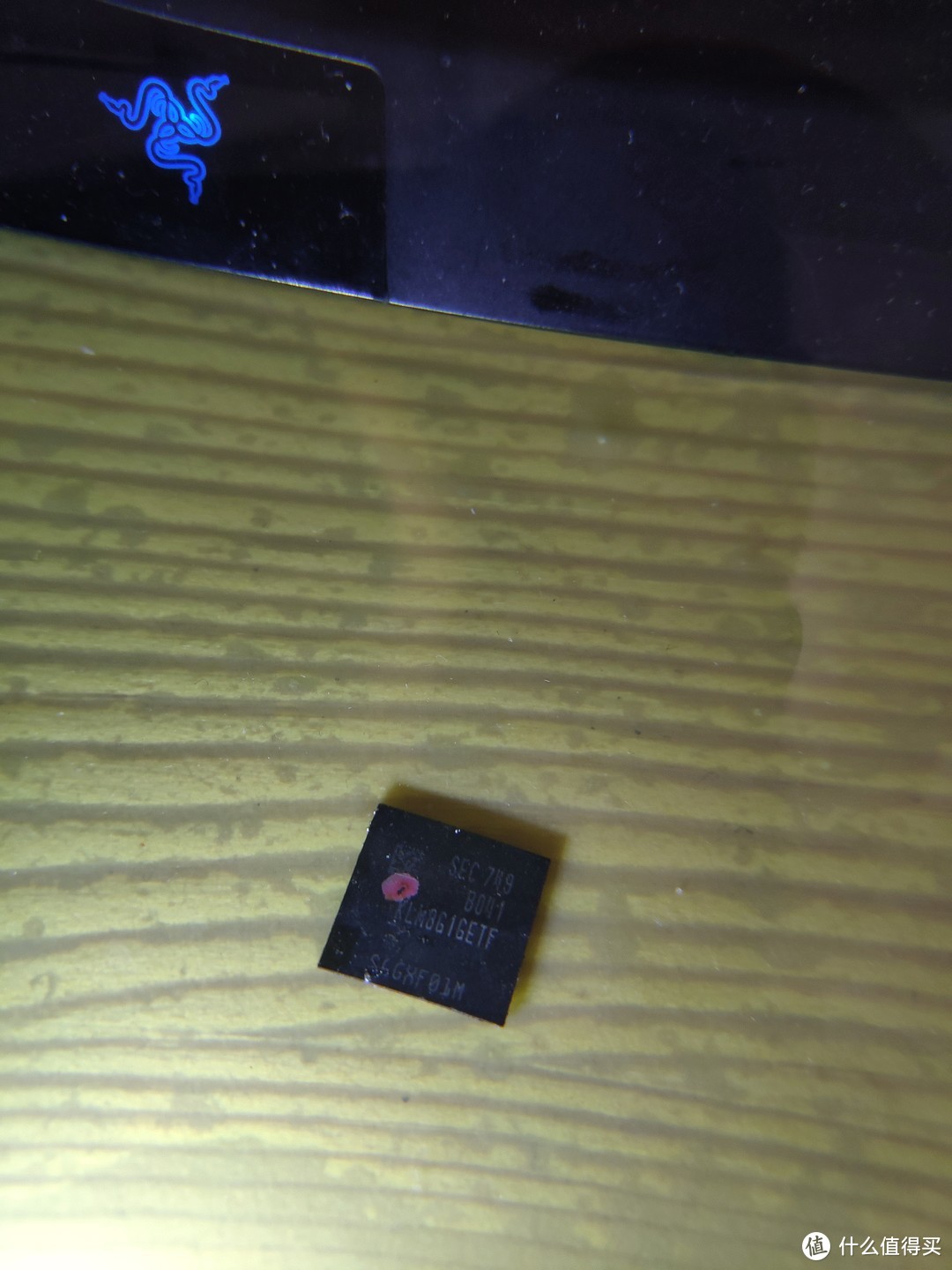 n1上面的8G是三星的