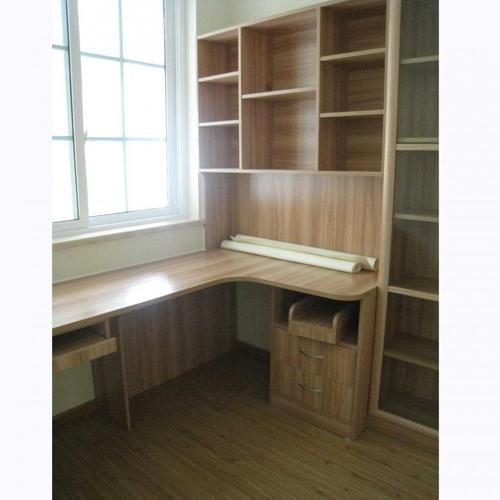 电脑桌书架效果图:原木风格