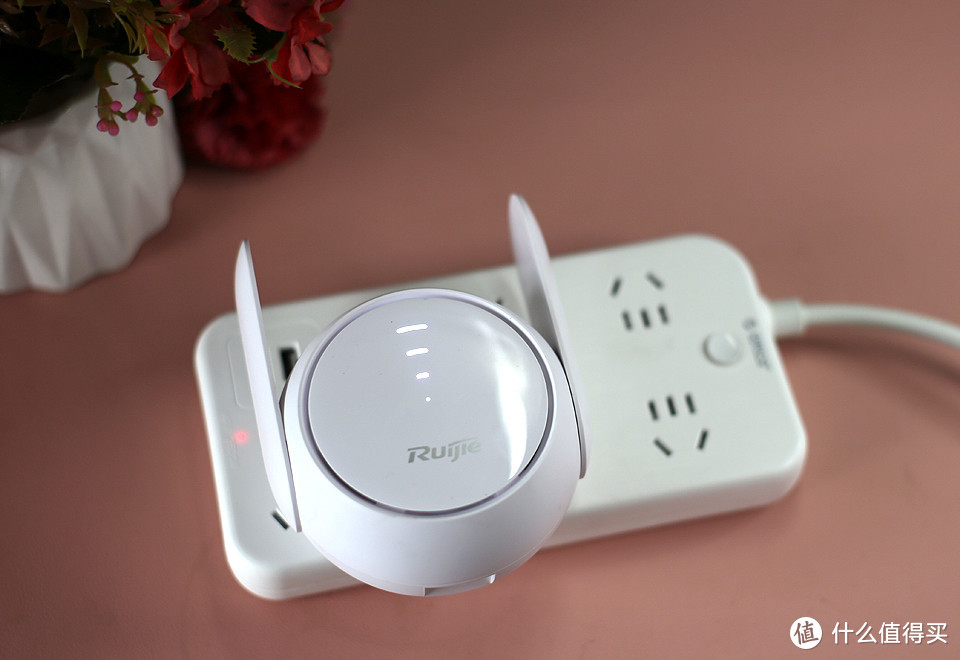 网络更强劲游戏更稳定，锐捷小兔子MESH放大器