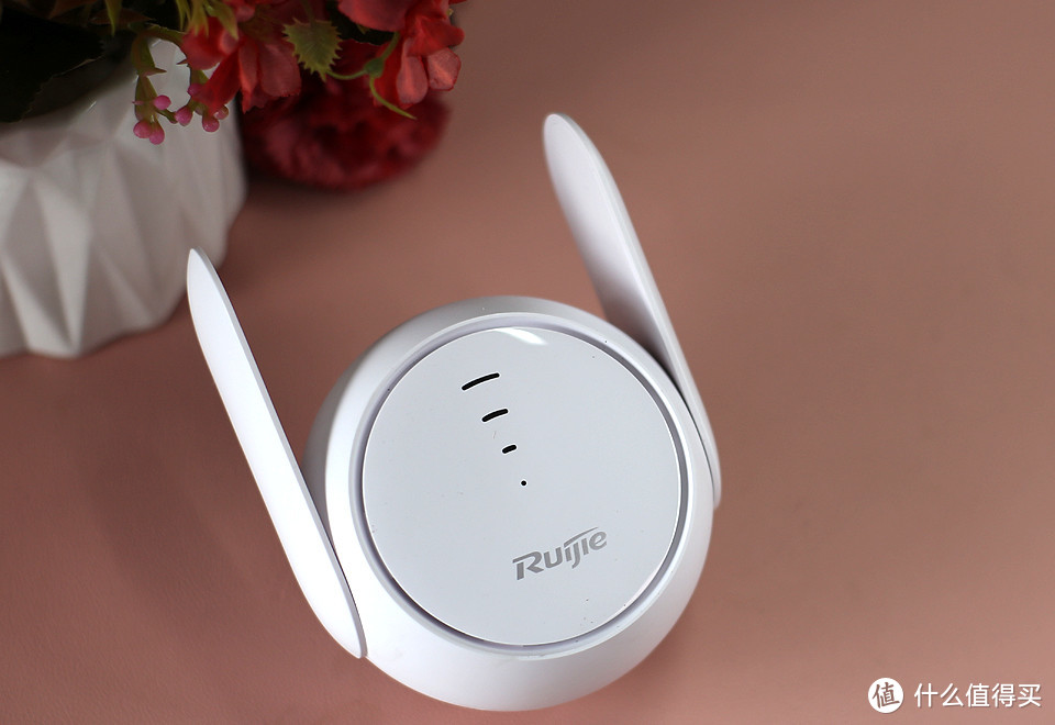 网络更强劲游戏更稳定，锐捷小兔子MESH放大器