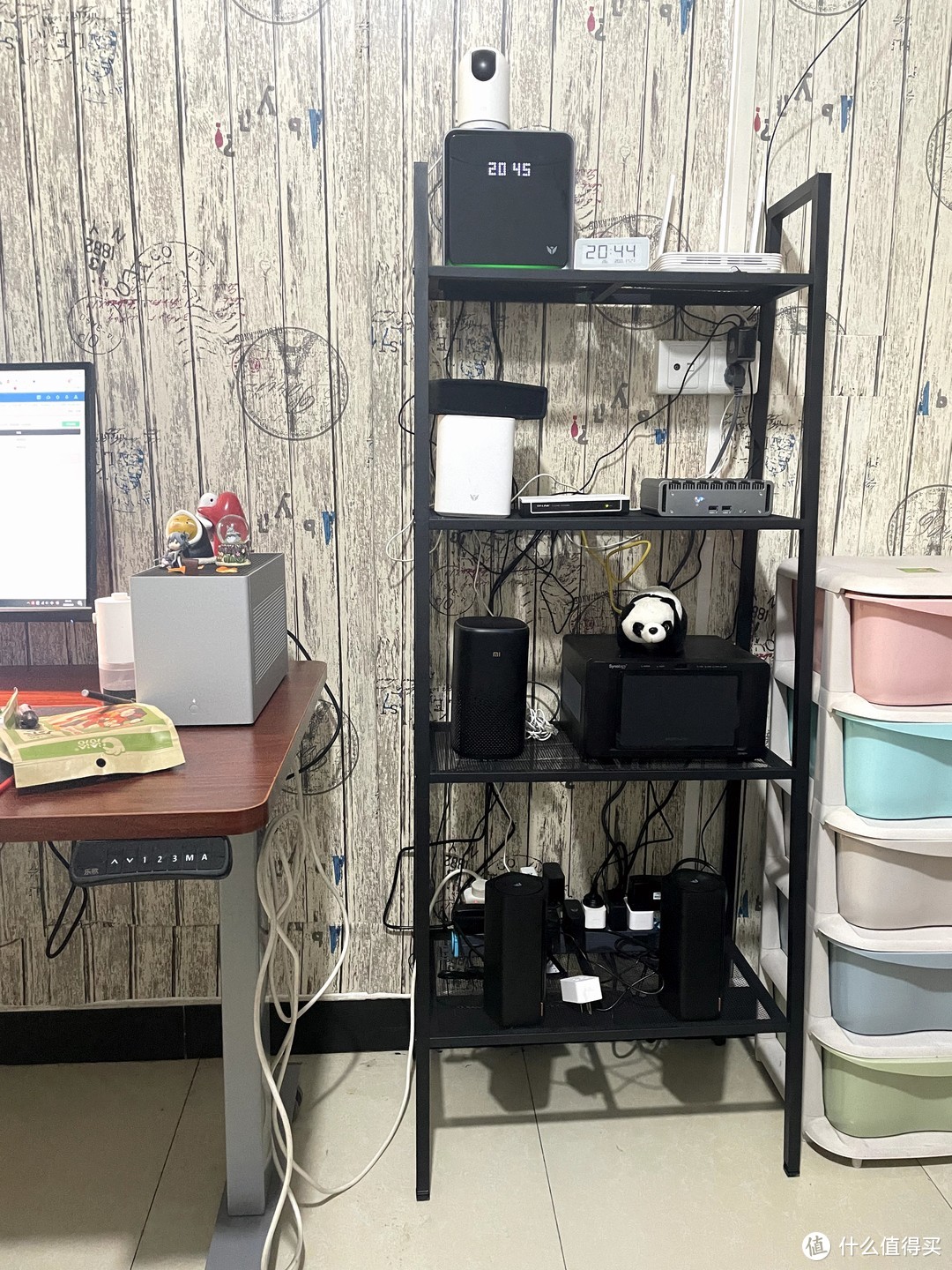 电线还没到,他们会处理电线