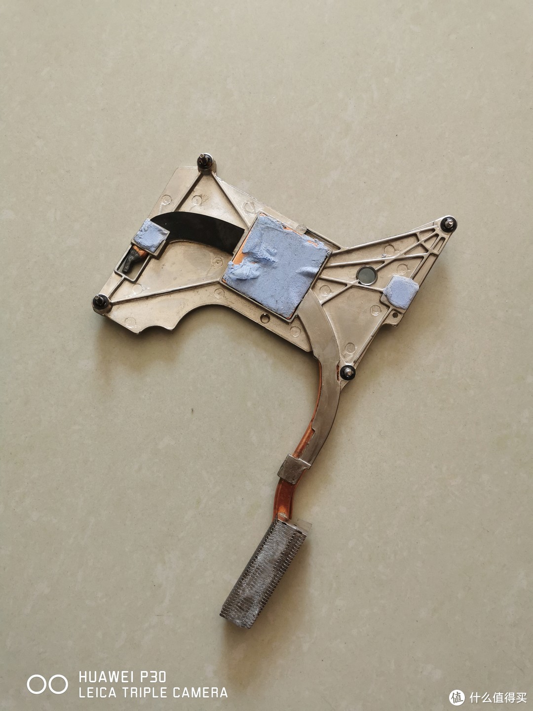 华硕路由器AC88U改造散热：加笔记本热管、导热绵改成铜片