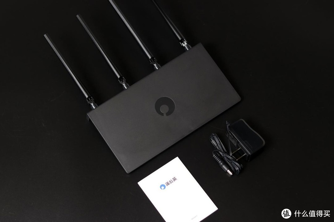 百元级别的千兆路由器，还能异地组网？这算是捡到宝了吧