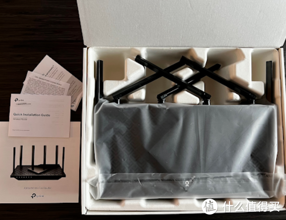 我是一个武装党, 一个无线的双频路由器。