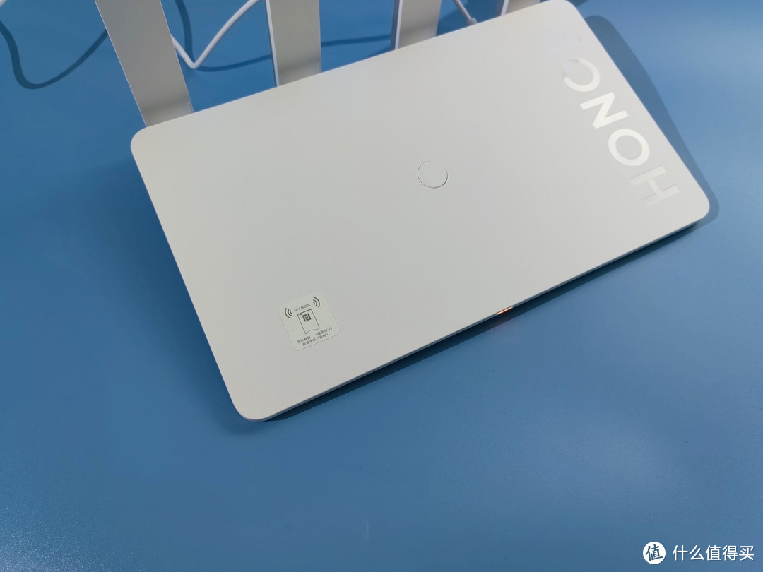 全屋覆盖,荣耀路由 4 Pro解决信号死角,畅享高速网络