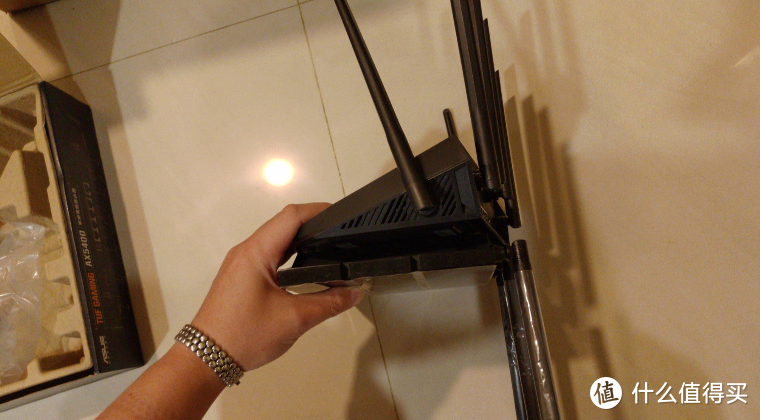 我们需要几个可以使用的 聚餐式小收音机