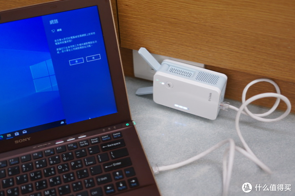 我们需要几个可以使用的 聚餐式小收音机