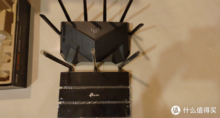 我们需要几个可以使用的 聚餐式小收音机