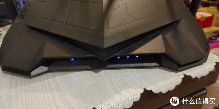 我们需要几个可以使用的 聚餐式小收音机