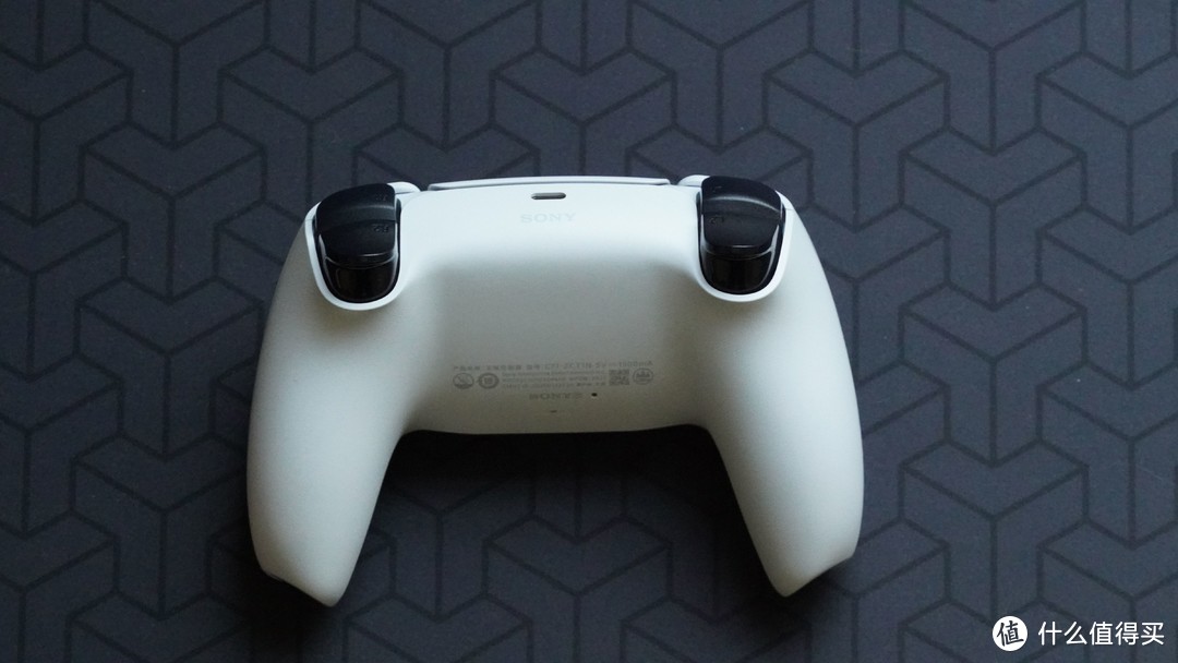 是时候给家里换个大路由器了！PS5常见问题一篇收录。