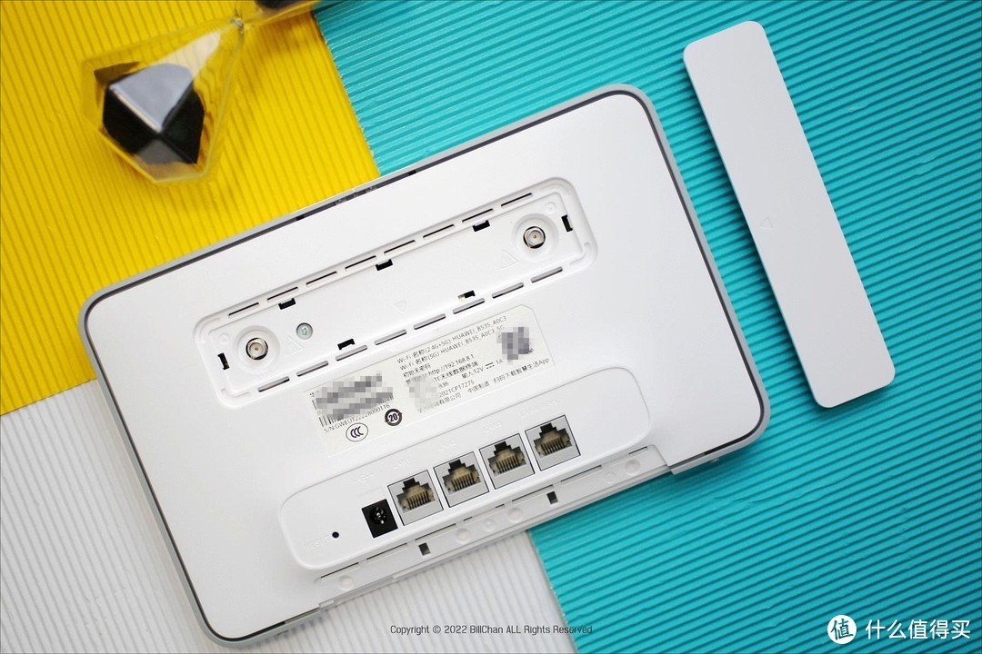 来自鸿蒙的自信，华为路由器竟然可以控制平板APP？华为移动路由Pro评测