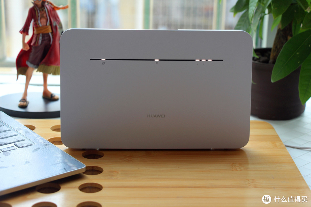 华为移动路由Pro体验：城市短租、合租人群上网这样选最划算
