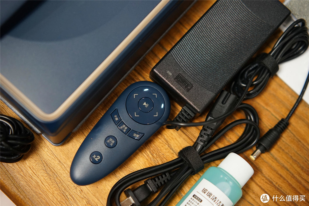 蓝宝擦窗机自用分享:高层擦窗不废劲,窗明几净很easy