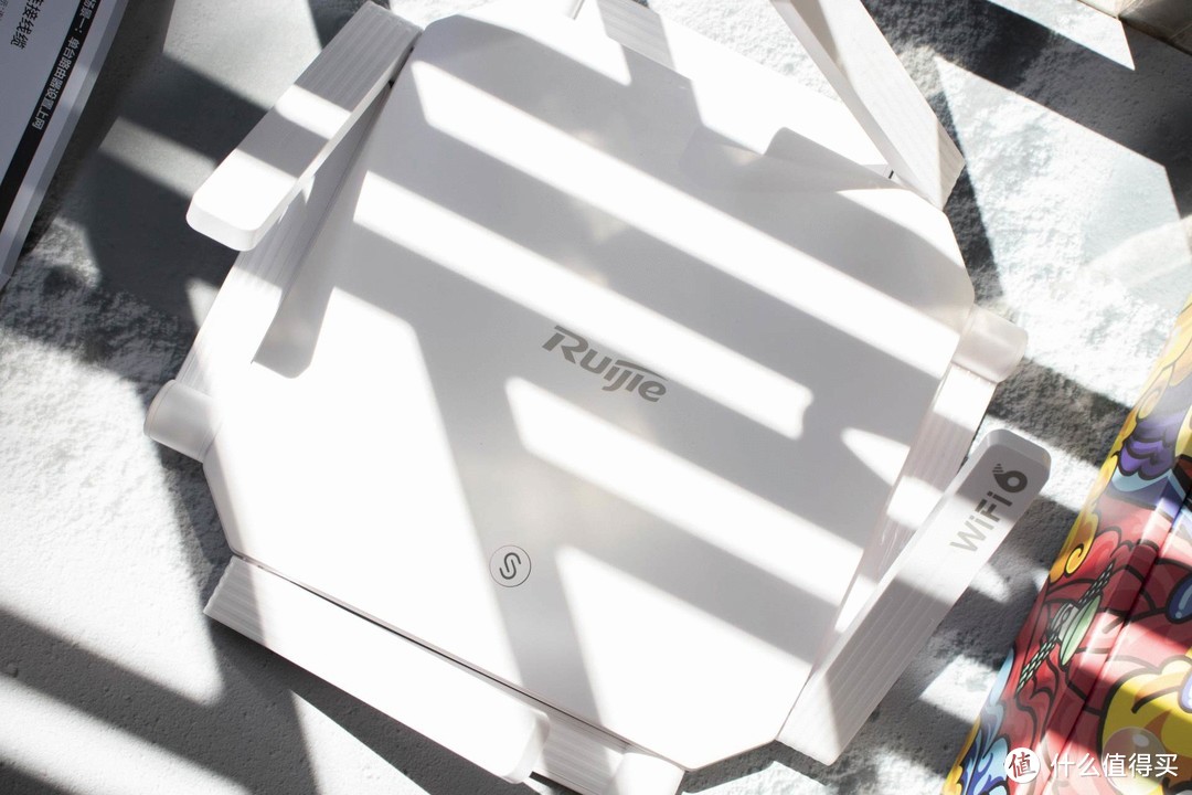 开箱到上网只需1分钟，首款免配置路由器来袭