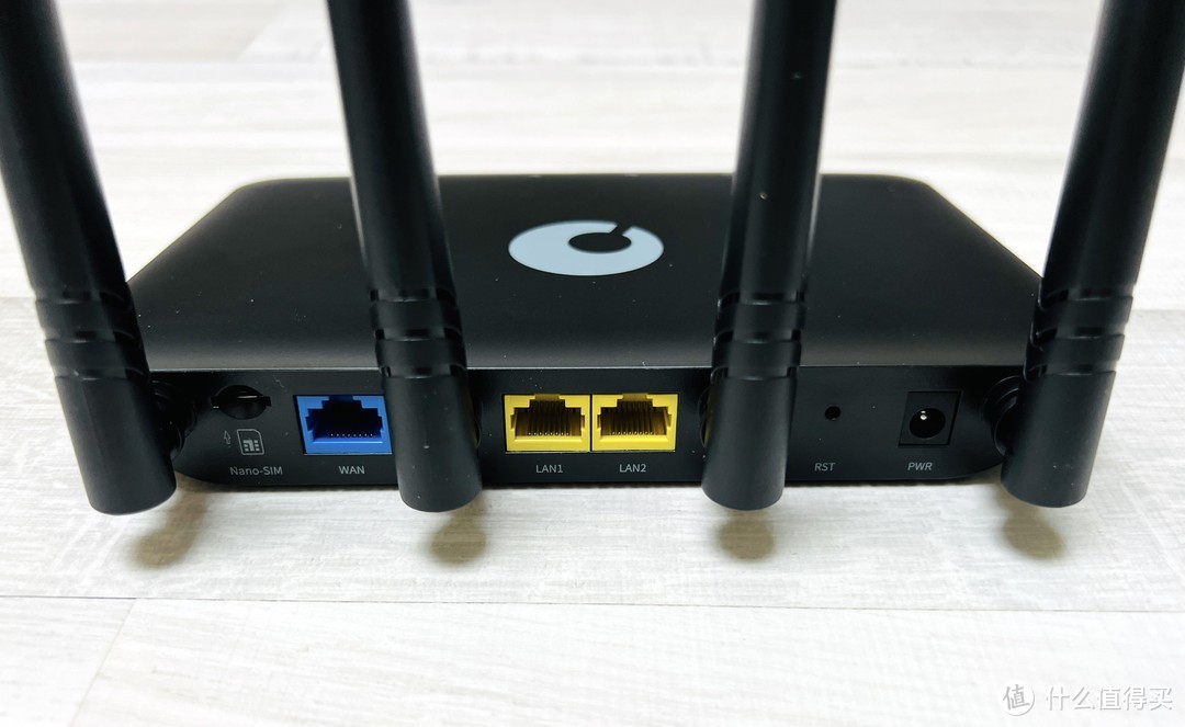 家里宽带突然断了，又无法及时维修怎么办？赶紧入手蒲公英x4c SIM卡路由器。