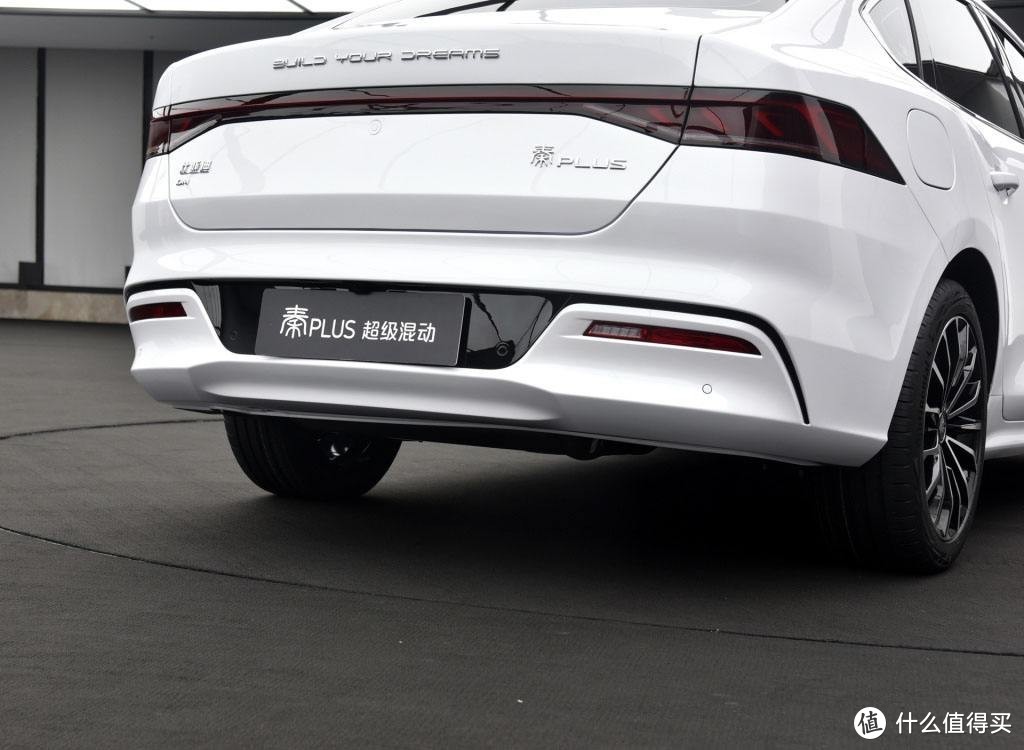 详解比亚迪秦PLUS DM-i：11.18万起，4月销量12465台，值得买吗？