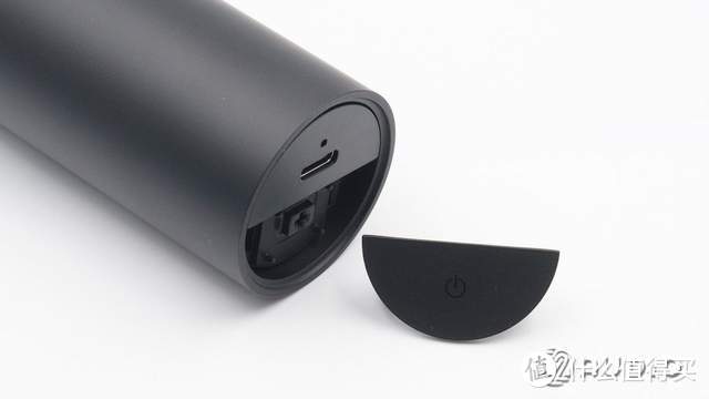 采用动圈式音头，搭载DSP处理芯片，TeslaMic特斯拉麦克风拆解报告