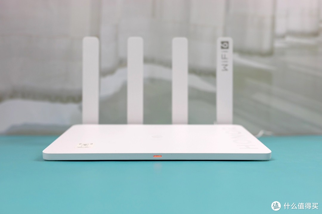 荣耀路由4 Pro真实体验：家里网络信号差，选择路由器是关键