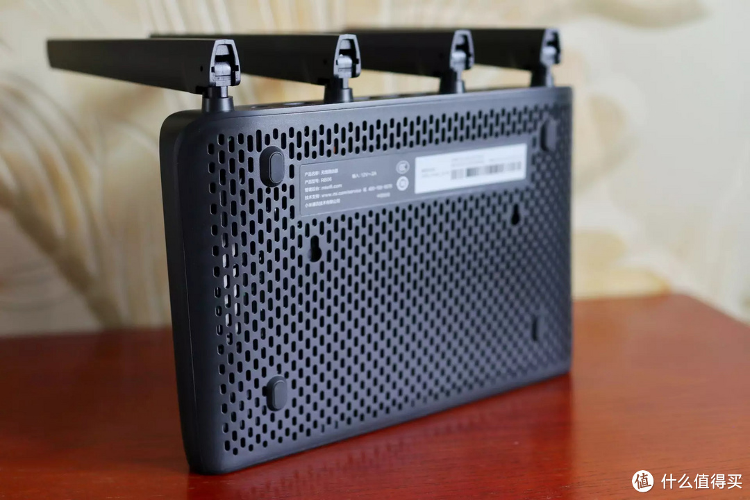 全屋WiFi速度快到起飞是什么样的体验？Redmi AX6000告诉你