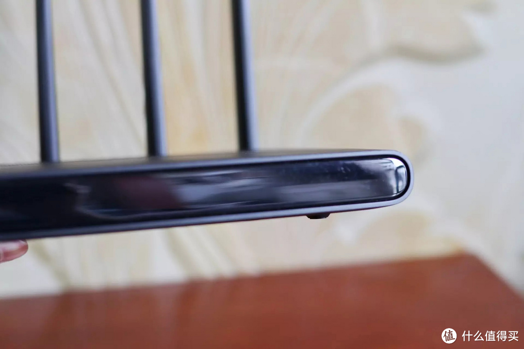 全屋WiFi速度快到起飞是什么样的体验？Redmi AX6000告诉你