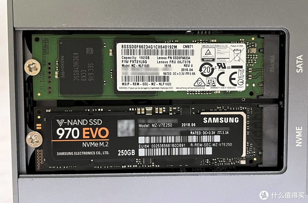 Yottamaster MS5-T3雷电3硬盘盒扩展坞测速怎么样？分别测Win11系统和macOS12系统下的雷电3读写速度！