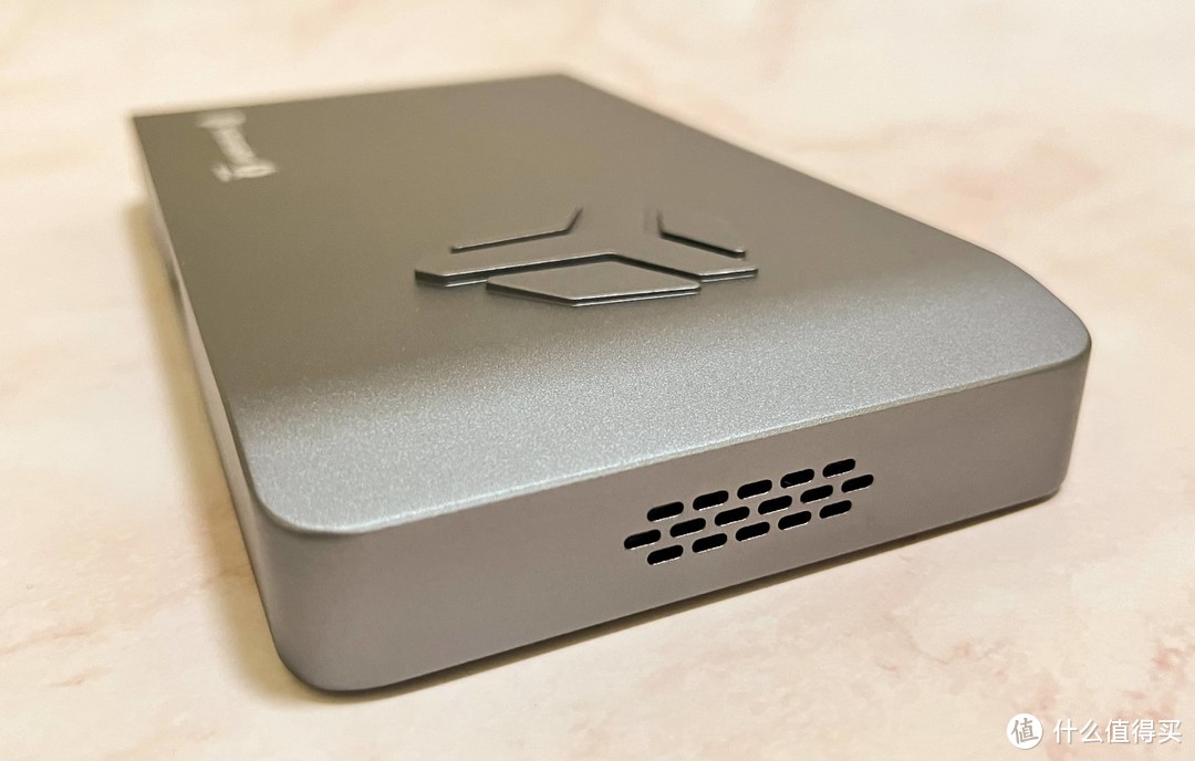 Yottamaster MS5-T3雷电3硬盘盒扩展坞测速怎么样？分别测Win11系统和macOS12系统下的雷电3读写速度！