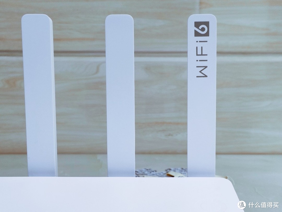 荣耀路由4 Pro上手体验，虽然小巧但实力却不容忽视