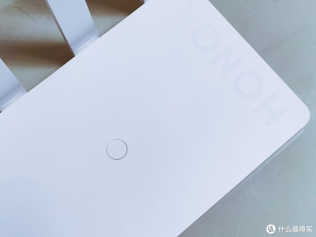 荣耀路由4 Pro上手体验，虽然小巧但实力却不容忽视