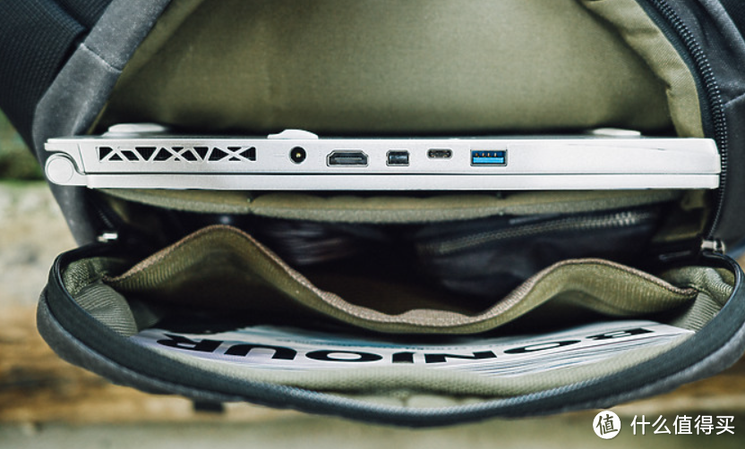 大促销买入的生活商务背包 沃坦 URBAN EXPLORER 城市探险者